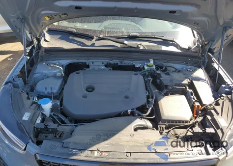 2023 Volvo Xc40 Plus из США, поврежденный, VIN YV4L12UW9P2062304